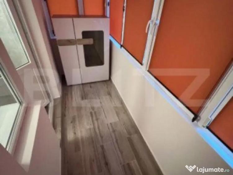 Apartament 3 camere, 80 mp, decomandat, zona Centrala - 2