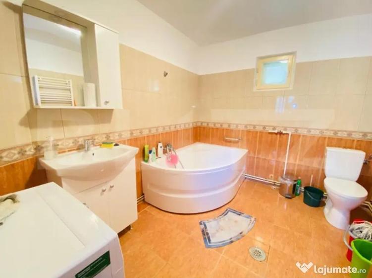 Casa superba Valenii de Munte , Teren Generos 2031 mp ! - 6