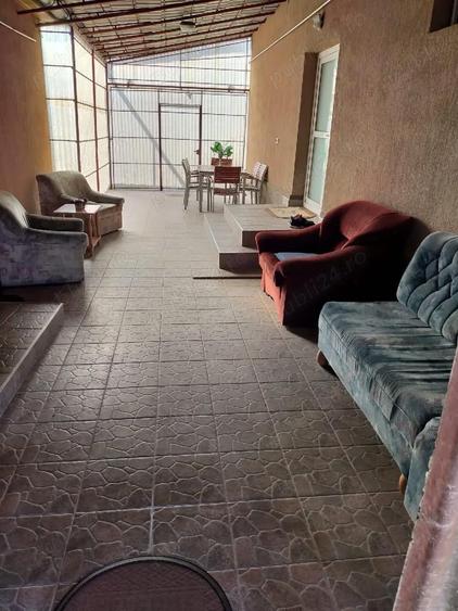 Vand o proprietate de 1080 mp in centrul comunei ?ofronea - 5