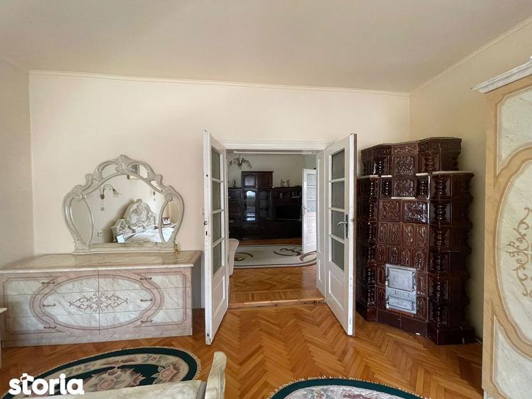 Casa de vanzare in Va?caunatura, lini?te ?i confort modern- 72000 Eur - 2