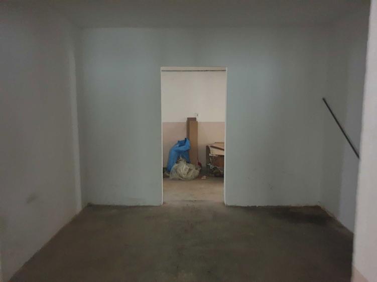 Spatiu - garsoniera sau apartament in Cavnic - 1