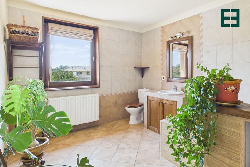 Vilă cu 6 camere - Zona Subcetate - Arad - 26