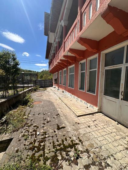 spatiu comercial - COMARNIC - 1