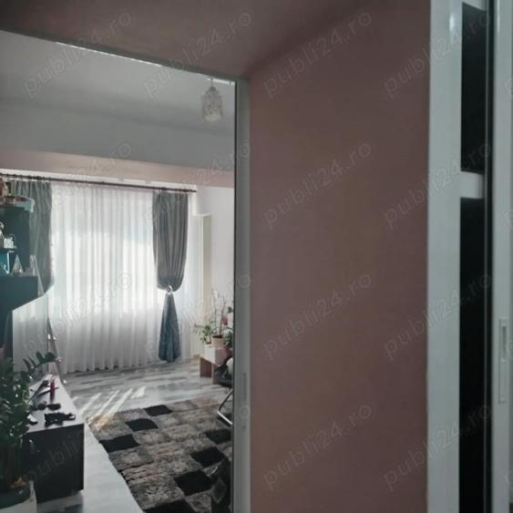 Apartament 2 camere decomandat Trivale etaj 1 renovat centrala langa ?coala 13 71.900 - 2