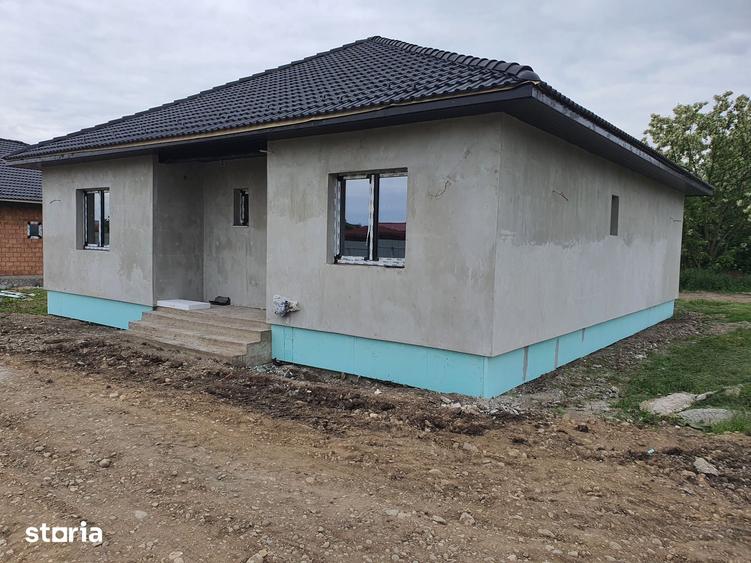Casa la cheie pe 1 nivel 4 camere 2 bai,145 mp,500 mp teren - 7