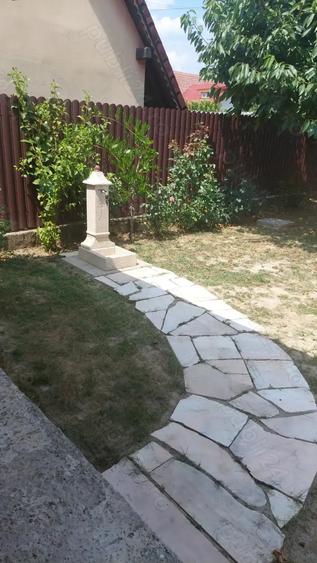 Casa la rosu cu teren 1000mp Rm.Valcea - 6