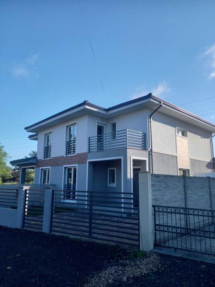 Vand / schimb duplex la cheie, Ghiroda,120 mp,3 dormitoare,4 bai , - 1