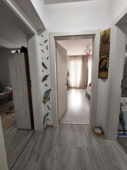 Proprietar vand apartament in cartier Titanul Nou - 4
