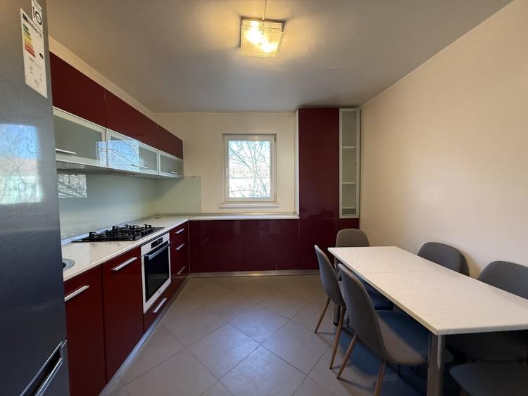 Apartament 3 camere, decomandat, etaj 4/5 - Sagului - 5