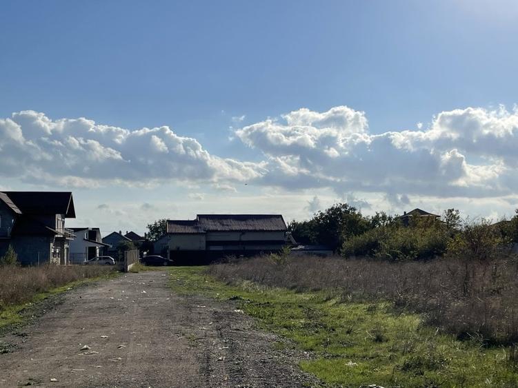 Teren intravilan Mangalia, cartier rezidential, 541m2,60 Euro/mp2 - 1