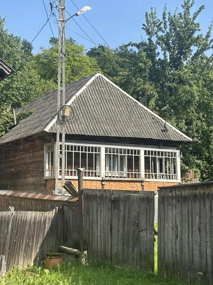 De vanzare casa la ?ara lini?te, natura ?i izvor de apa sarata! - 5