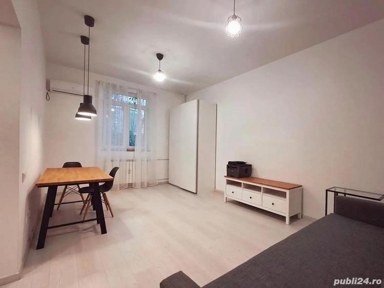 Bucure?tii Noi - metrou Jiului, - 3