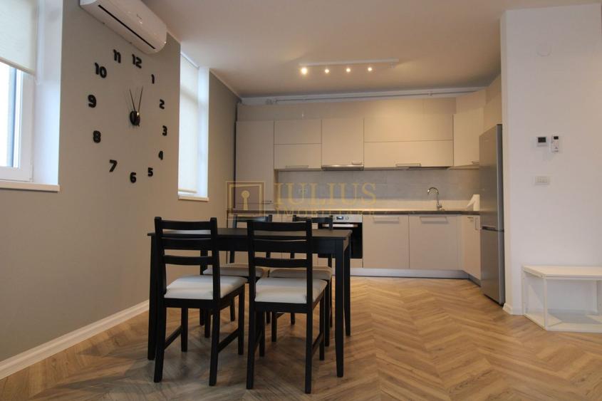 Apartament cu 2 camere decomandat, mobilat în Central