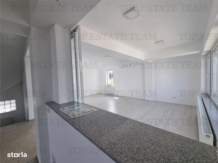 Casă cu 4 camere în Odăile