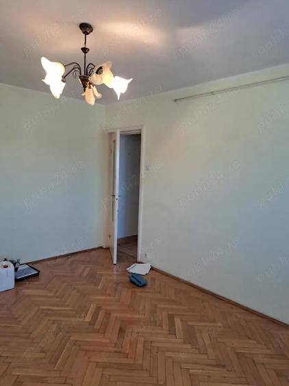 Apartament 2 camere de vanzare , 14 MAI , Nufarului , et. 4 semidecomandat , 41.500 euro neg . - 3