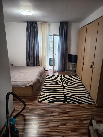 Apartament cu 2 camere semidecomandat, mobilat în Florești — fotografia 1