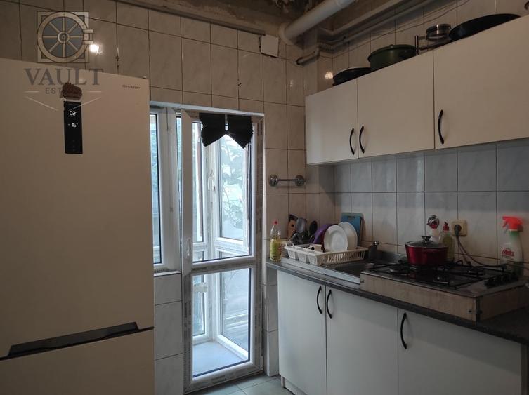 Apartament 4 camere  - BOXA INCLUSA - zona CALEA CALARASILOR / HALA TRAIAN - 7