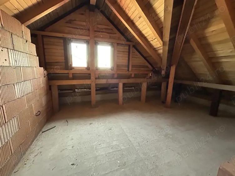 Vand vila noua Livada-Sanleani,st.840 mp,sc.130 mp,situat pe 2 strazi - 13