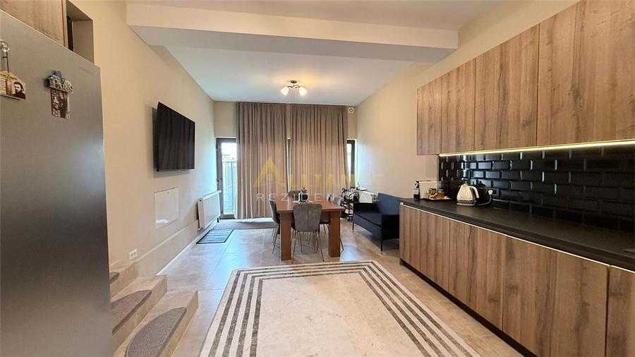 Casa Individuala - 5 camere - 3 bai - 450mp teren - 2