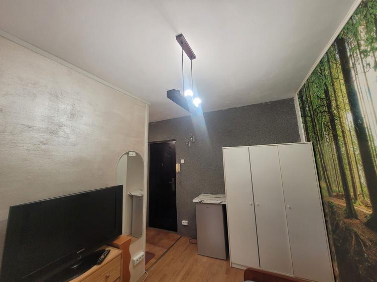 Inchiriez garsoniera cocheta Mall Vitan - 5