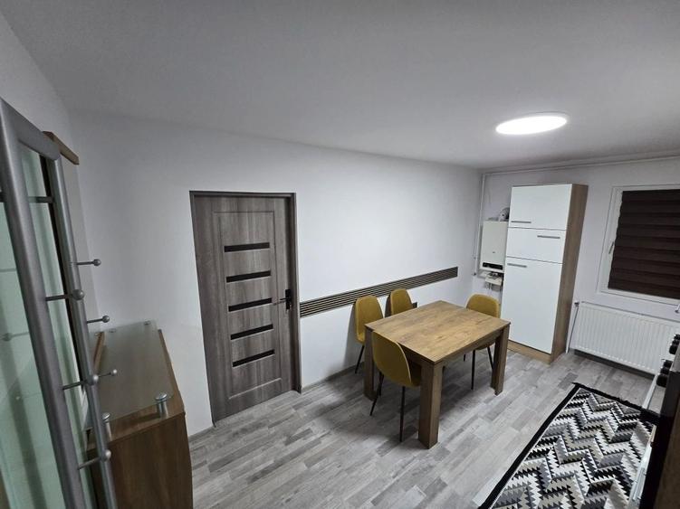 Proprietar! Inchiriez apartament cu doua camere - 6
