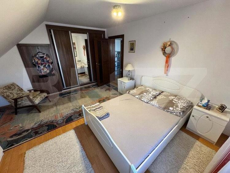 Casa, zona 0, vedere panoramica spre santurile Cetatii pretabila pentru investit - 16