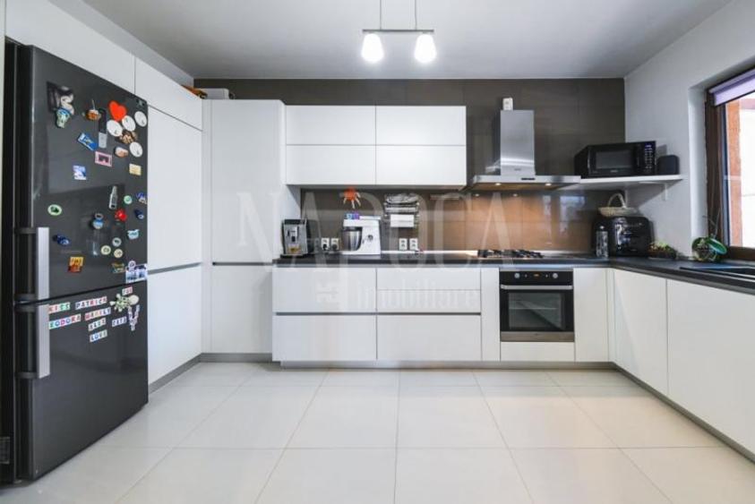 Casa 5 camere de vanzare in Floresti - 3