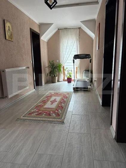 Casa cu 3 dormitoare, 186 mp, teren 696 mp, zona Paulesti - 18