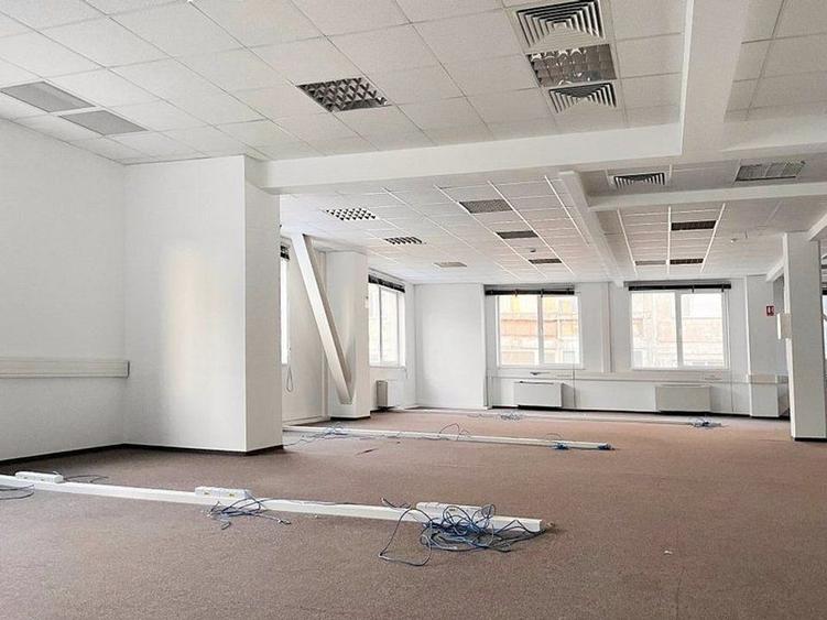 Spatiu pentru birouri 200 - 1000 mp - 1