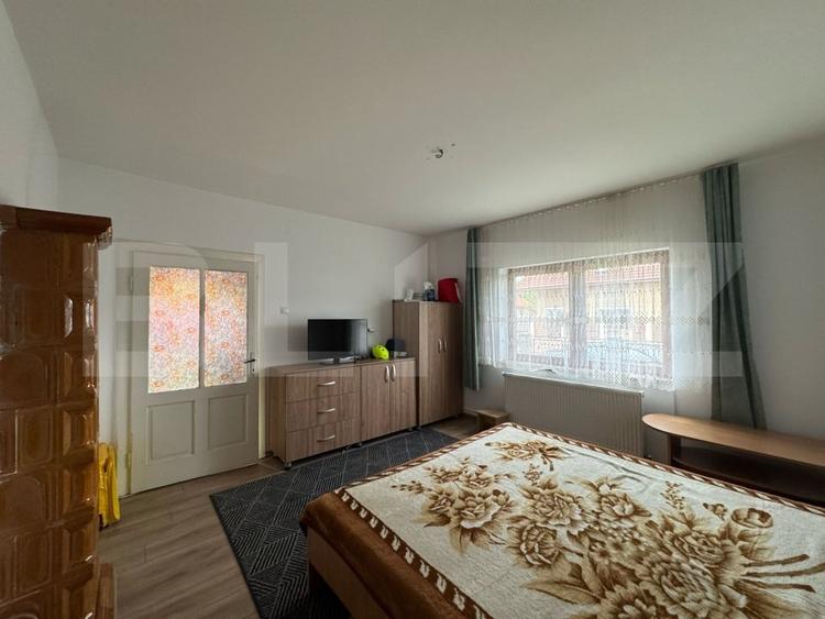 Casa de vanzare, cu 3 camere, 120 mp, 1080 mp teren, zona Simeria - 3