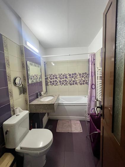 3 camere Decomandat stradal,Gaze-inel || - 18