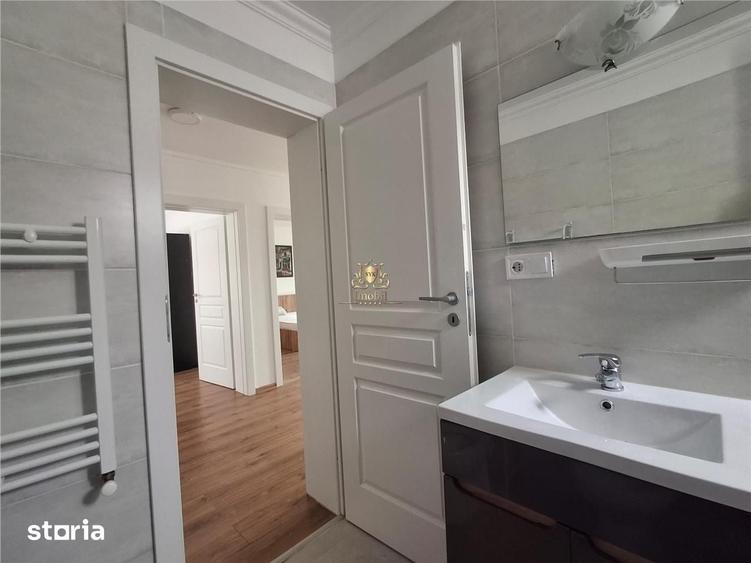 Casă cu 4 camere cu Teren 400 Mp în Recea