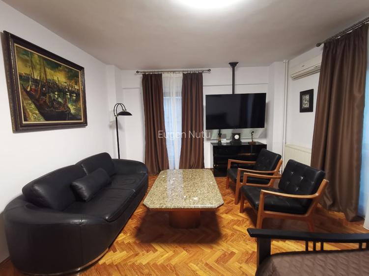 Inchiriere garsoniera  Unirii, centrala termica proprie,la 5 minute de metrou