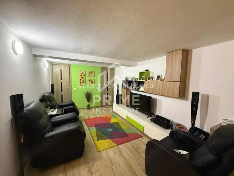 Apartament de vanzare cu 3 camere, scara interioara ?i curte privata - MICESTI