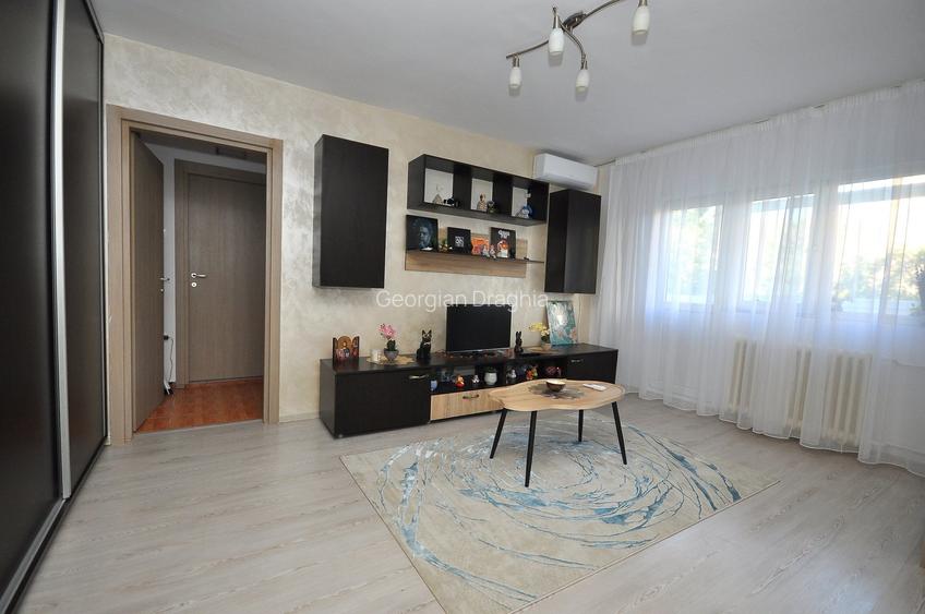Militari metrou Lujerului apartament 2 camere bloc 1981 anvelopat