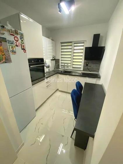 Apartament 3 camere - etaj 3 - Podu Ros