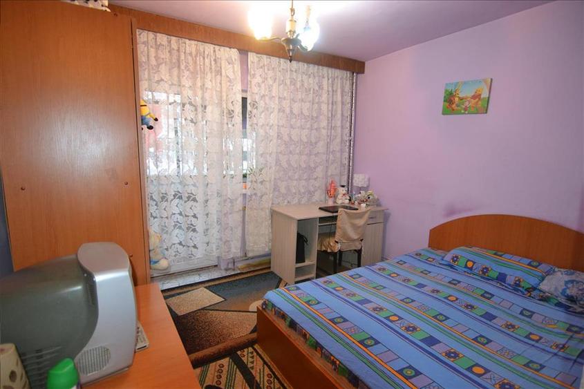 Comsion 0% Exclusivitate Apartament 4 camere  Etaj 1/6  Racadau - 8