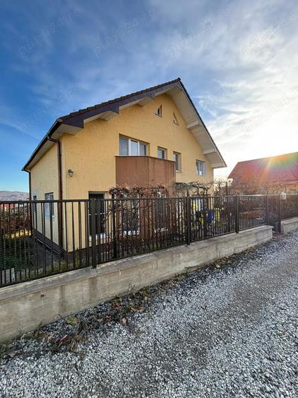 Casa P+E, 730 mp teren, str.Subcetate, lini?te, soare, terasa cu panorama - 7