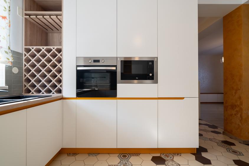 Casa pasiva cu pompa de caldura Sol-apa, 4 camere, mobilata si utilata, sector 5 - 12