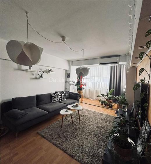 Apartament 3 camere Titan  1 Decembrie -Auchan