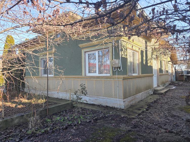 Casa si teren, situat in Sat Cretesti, Comuna Vidra, Jud. Ilfov, la 15 km de Buc - 1