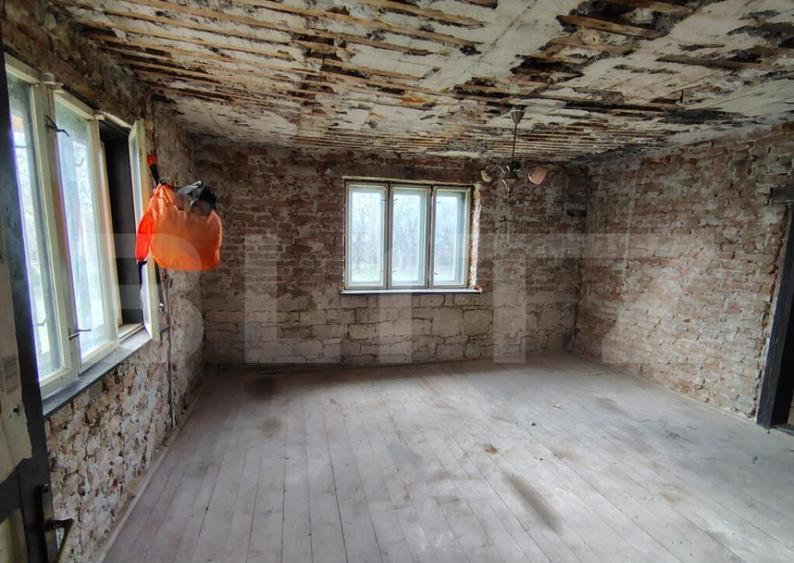 Casa ?araneasca cu 180 mp utili ?i teren de 1360 mp, A - 3