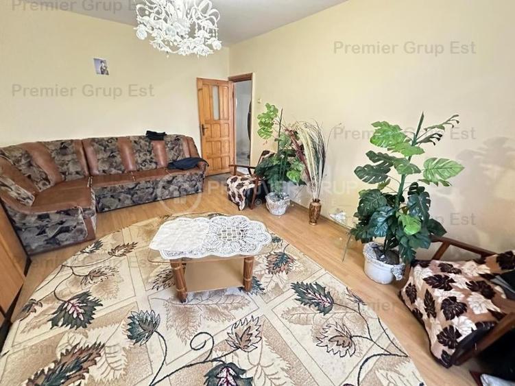 Apartament 3 camere, Nicolina, 72mp - 2