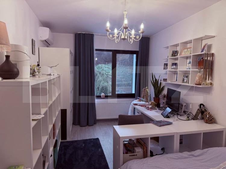 Casa cu 4 camere, instalatie fotovoltaica, acces restrictionat, zona Vivo - 13