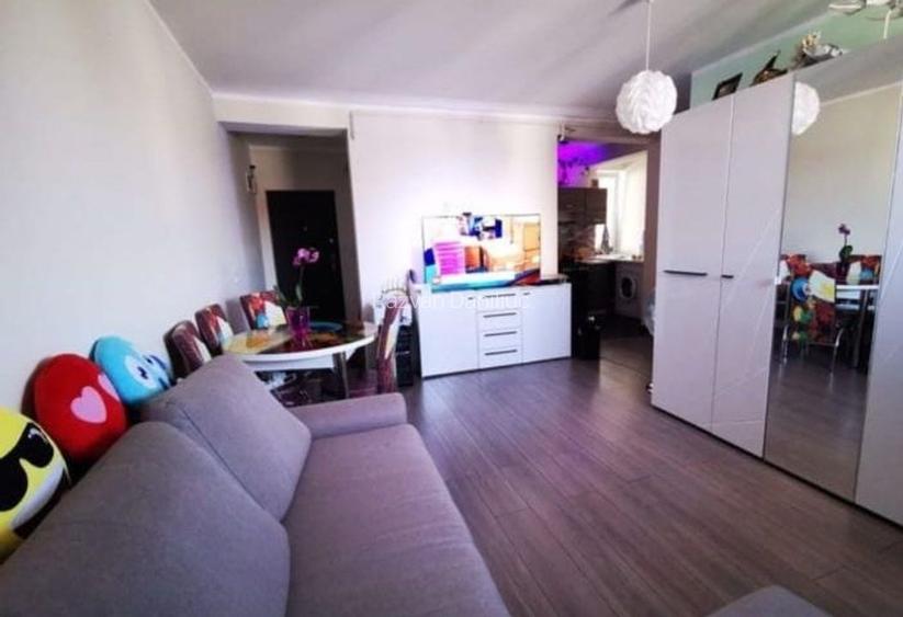 Apartament 2 camere. Bucatarie separata .Complet Mobilat. Zona Hotelului IQ.