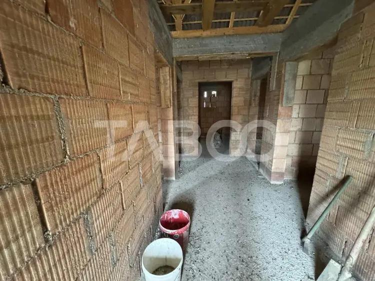 Casa individuala 3 camere de vanzare cu teren de 300 mp Cristian Sibiu - 1