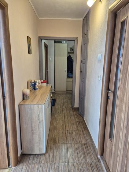 Apartament 2 camere de vanzare Gorjului 2-3 minute de Metrou(Bloc 1979) - 12