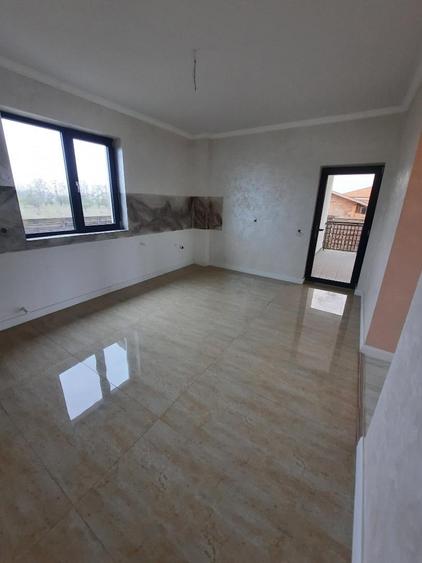 FARA COMISIOANE casa P+M cu 5 camere mari 4 bai 3 dresinguri finisata LA CHEIE - 35