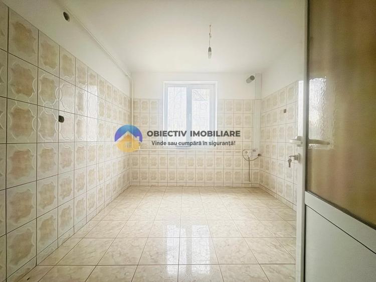 Apartament 3 camere de vanzare – Strada Marasesti, Targu Neamt - 2