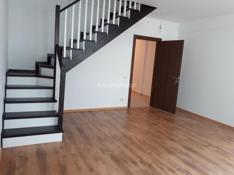 Casă cu 5 camere în Mihai Bravu Casă cu 5 camere în Mihai Bravu
